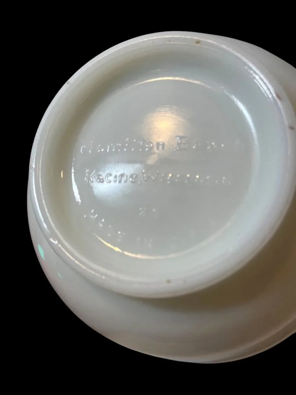 Hamilton Beach Milk Glass Mixing Bowl With Pour Spout Made In USA White Vintage